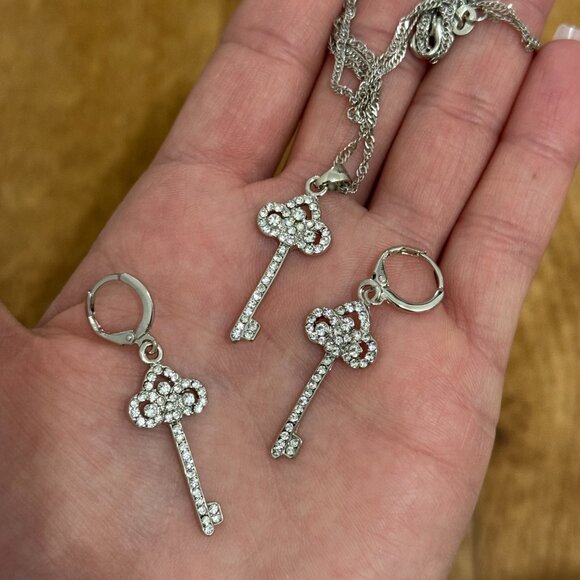 💎 Key Love 925 Sterling Silver Earrings With Necklace Set Bundle Gift - Picture 5 of 5